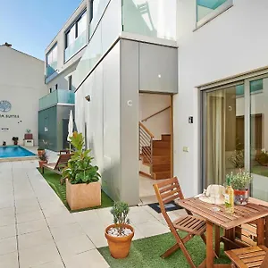 Stylish Townhouse In Centre, Shared Pool Tavira